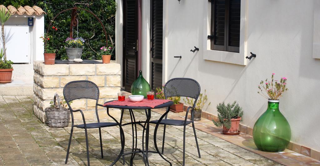 L'Antico Trappeto Holiday Home Noto Buitenkant foto