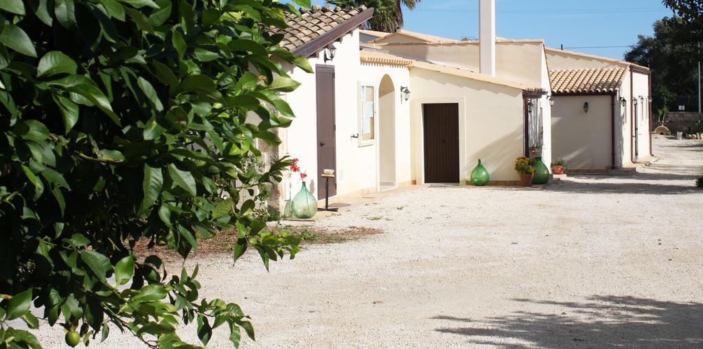 L'Antico Trappeto Holiday Home Noto Buitenkant foto